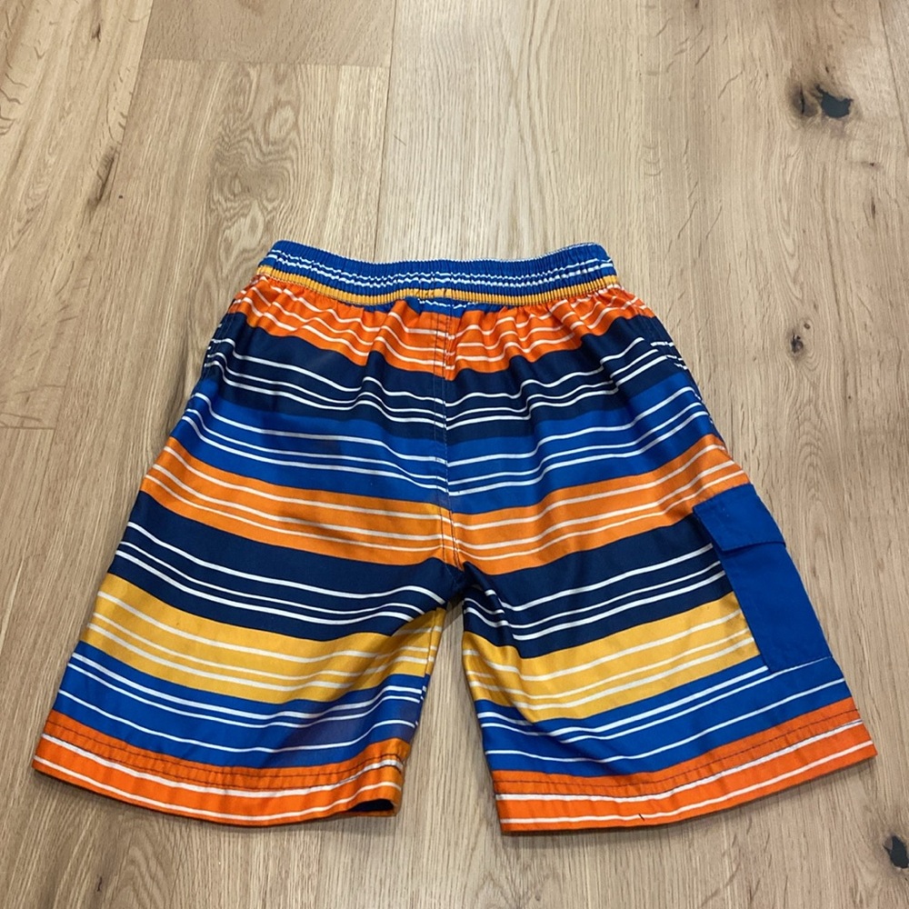 Lot of Boys Swim Trunks - Picture 3 of 9